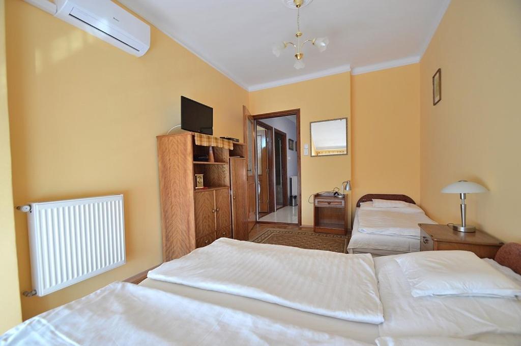 Nora Haz Hajduszoboszlo Hotel Exterior photo